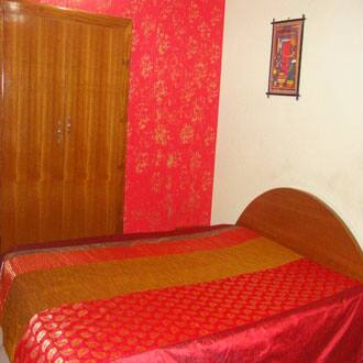 Golden Petal Guest House, Kolkata 2
